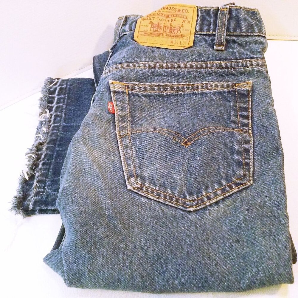 Vintage 80s Levi's USA-made 517xx Bootcut Denim Jeans Lady-34x34 Fray Hem Dark